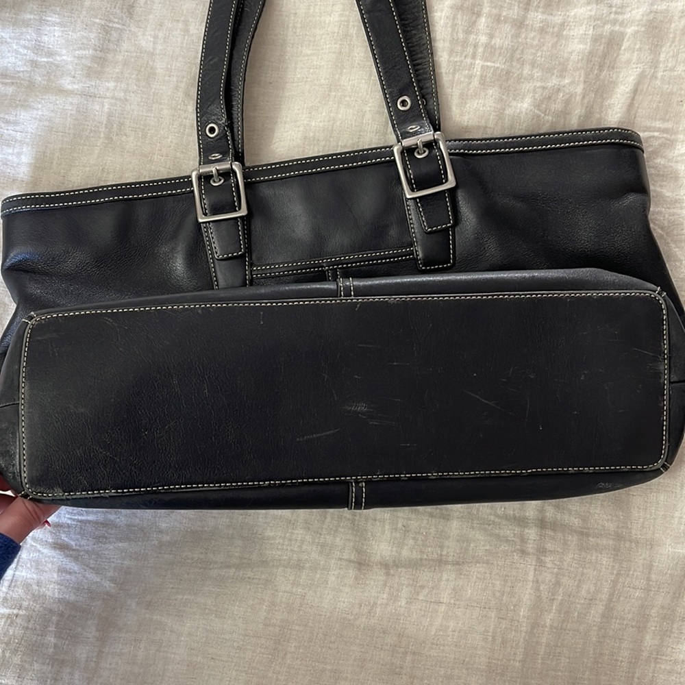 Coach leather tote - Picture 4 of 6